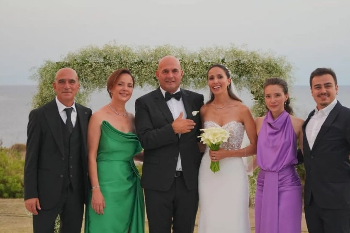 53 yaşındaki Orhan Gorbon, 29 yaşındaki sevgilisi Saliha Yılmazçelik ile evlendi